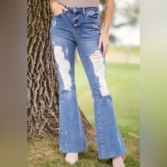 Judy Blue High Waist Distressed Flare Jeans, size 9/29 NWOT - Picture 1 of 14